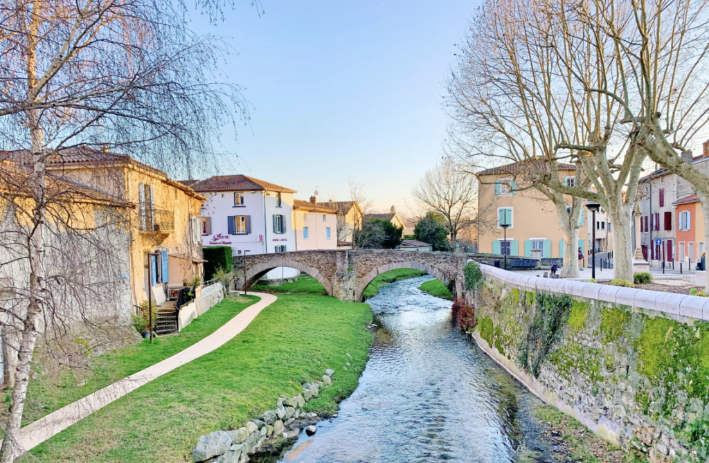 Menuisier à Brignais